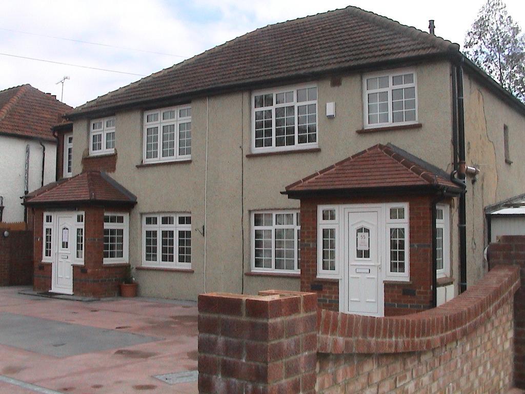 Furnival Lodge Slough Esterno foto